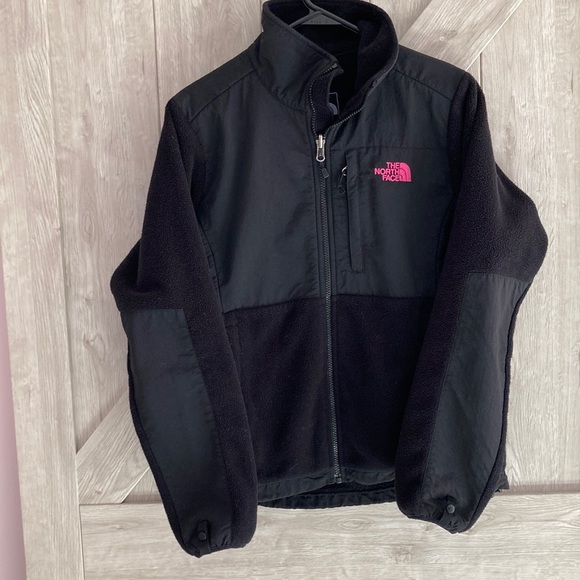 The North Face Jackets \u0026 Coats | The North Face Black Womens Fleece. Breast Cancer Awareness EDITION. Size S | Color: Black | Size: S | Pm-23789978's